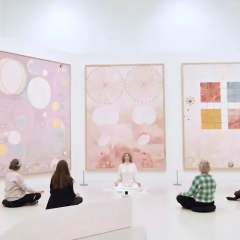 Meditation för ett klart sinne i Hilma af Klints bildvärld 🧘
